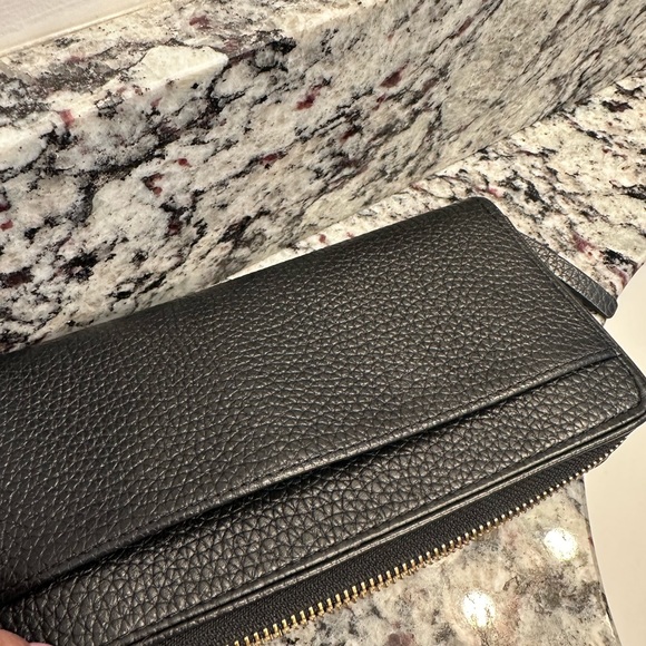 Kate Spade Black leather wallet - Picture 8 of 10